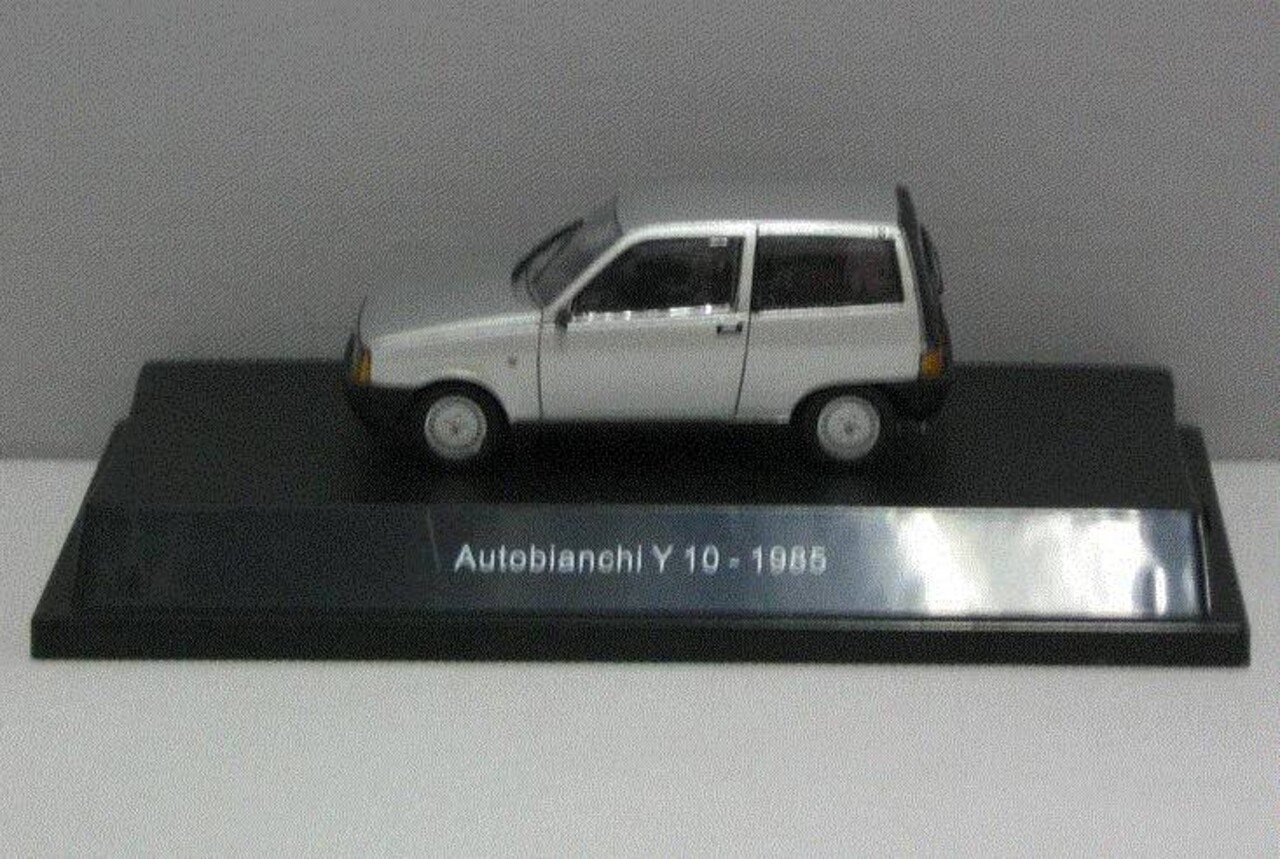 Autobianchi Autobianchi Y10 1985 - 1:43 - Starline Models Autobianchi Autobianchi Y10 1985 - 1:43 - Starline Models