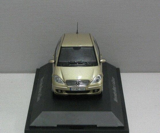 Mercedes-Benz Mercedes-Benz A-Klasse 2004 (3-drs) - 1:43 - Schuco
