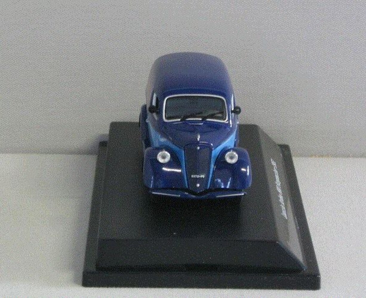 Lancia Lancia Ardea 800 Furgoncino 19 - 1:43 - Starline Models Lancia Lancia Ardea 800 Furgoncino 19 - 1:43 - Starline Models