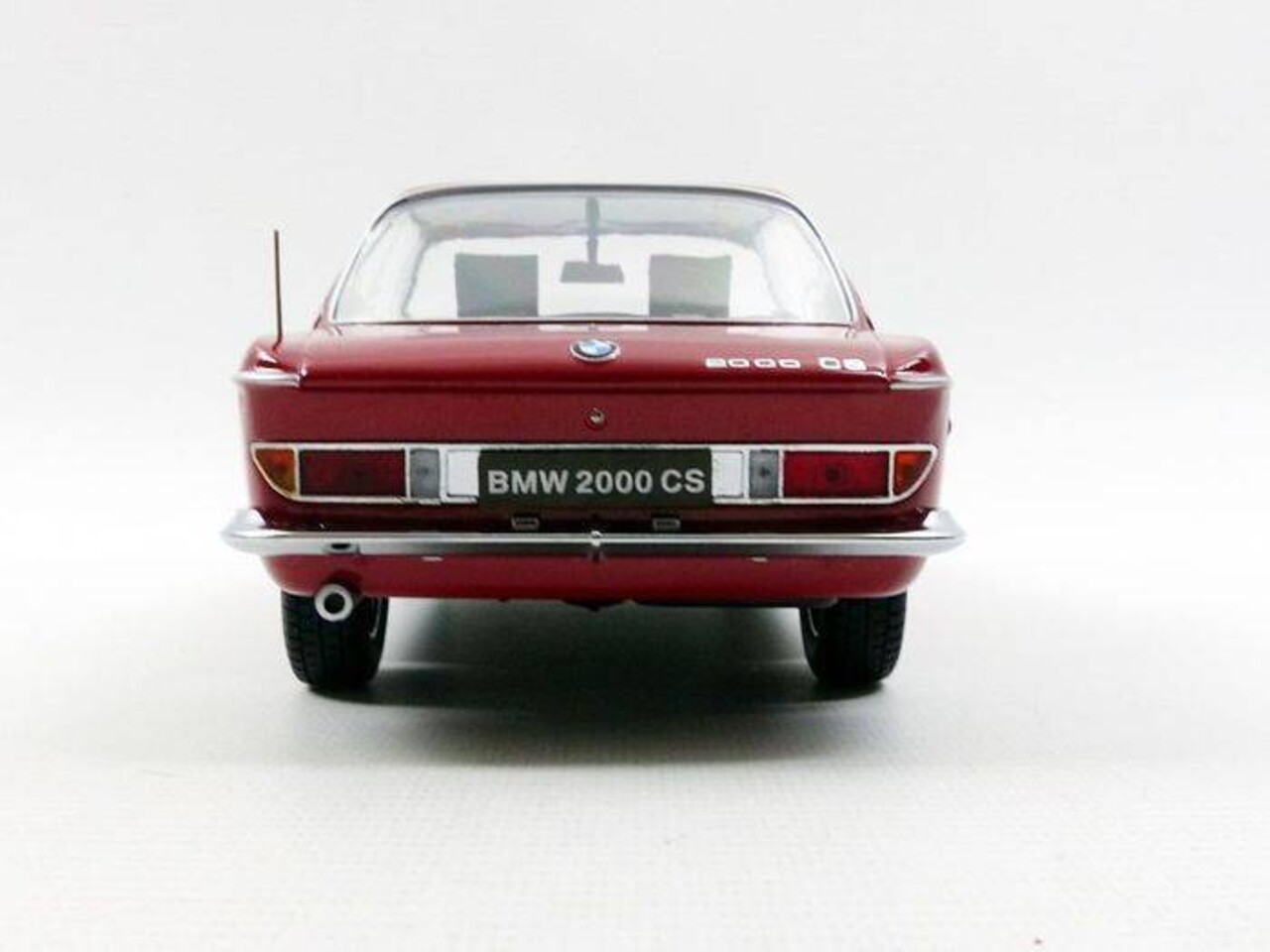 BMW BMW 2000 CS 1965 - 1:18 - KK Scale BMW BMW 2000 CS 1965 - 1:18 - KK Scale
