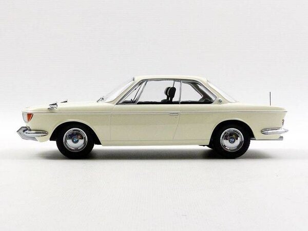 BMW BMW 2000 CS 1965 - 1:18 - KK Scale BMW BMW 2000 CS 1965 - 1:18 - KK Scale