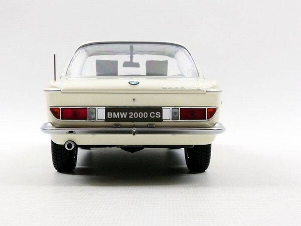 BMW BMW 2000 CS 1965 - 1:18 - KK Scale BMW BMW 2000 CS 1965 - 1:18 - KK Scale