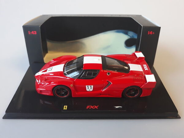 Ferrari Ferrari FXX #11 - 1:43 - Hot Wheels Elite