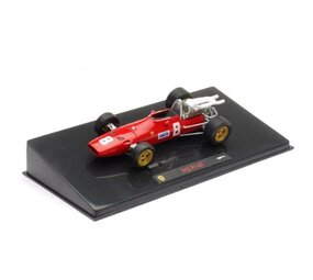 Formule 1 Ferrari 312 F1-67 #8 - 1:43 - Hot Wheels Elite Formule 1 Ferrari 312 F1-67 #8 - 1:43 - Hot Wheels Elite