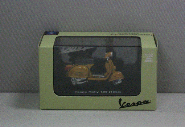 Vespa Vespa Rally 180 (1968) - 1:32 - NewRay