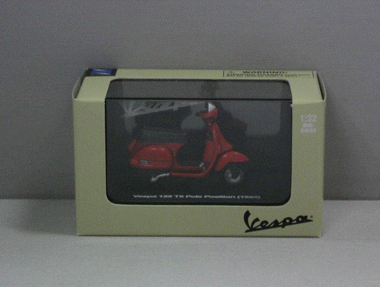 Vespa Vespa 125 TS Pole Position (1985) -1:32 - NewRay
