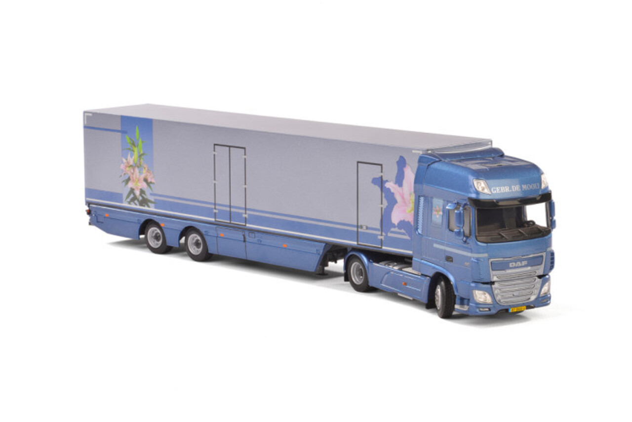 Daf DAF XF Euro 6 Super Space Cab 4x2 + Reefer Semitrailer 2 Axle 'Gebr. De Mooi' - 1:50 - WSI Models