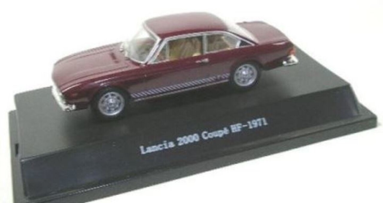 Lancia Lancia 2000 Coupé HF 1971- 1:43 - Starline Models Lancia Lancia 2000 Coupé HF 1971- 1:43 - Starline Models