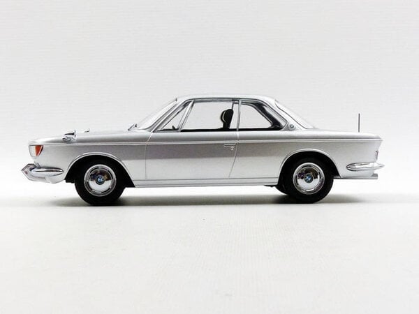 BMW BMW 2000 CS 1965 - 1:18 - KK Scale