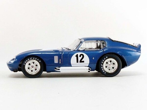 Shelby Shelby Cobra Daytona Coupe #12 24h Le Mans 1965 - 1:18 - CMR Classic Model Replicars Shelby Shelby Cobra Daytona Coupe #12 24h Le Mans 1965 - 1:18 - CMR Classic Model Replicars