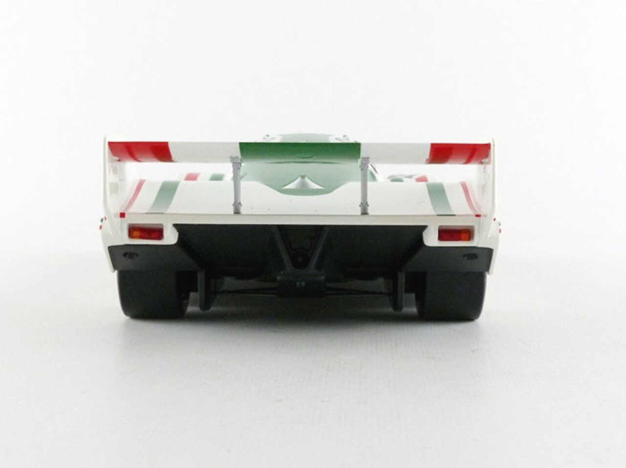 Porsche Porsche 962 C #19 3rd Place 1000km Mugello 1985 - 1:18 - Norev