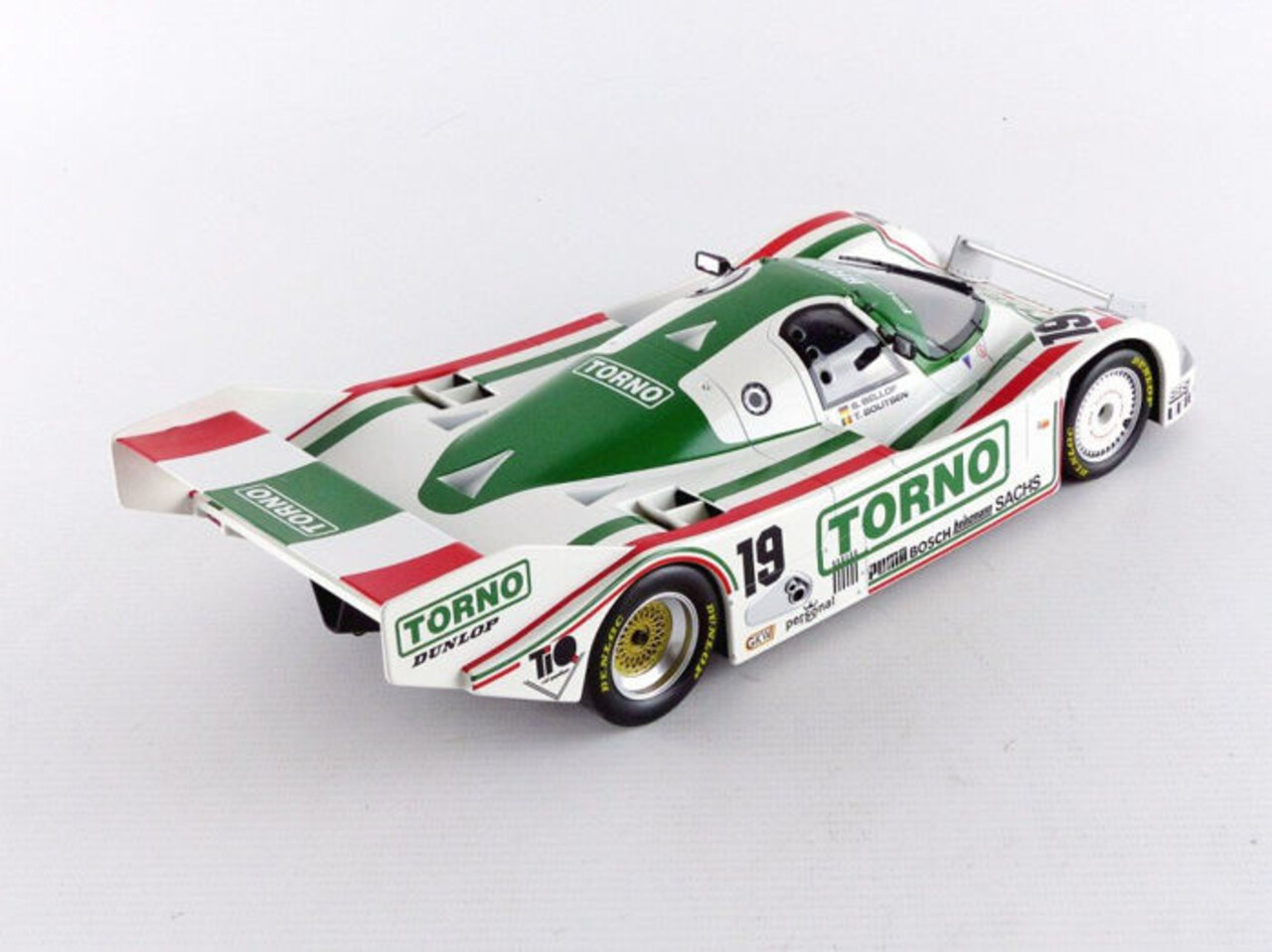 Porsche Porsche 962 C #19 3rd Place 1000km Mugello 1985 - 1:18 - Norev