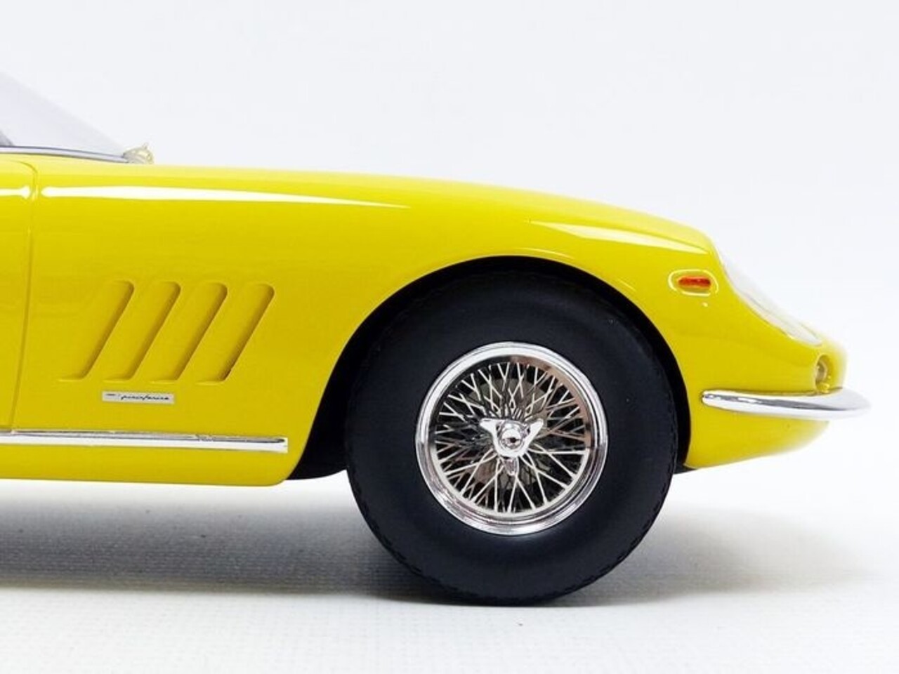 Ferrari Ferrari 275 GTB Street - 1:18 - CMR Classic Model Replicars Ferrari Ferrari 275 GTB Street - 1:18 - CMR Classic Model Replicars