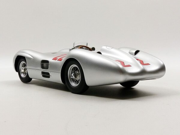Mercedes-Benz Mercedes-Benz W196 #22 France GP 1954 - 1:18 - CMR Classic Model Replicars