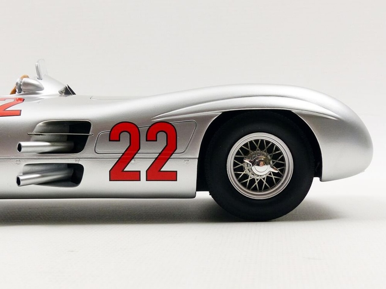 Mercedes-Benz Mercedes-Benz W196 #22 France GP 1954 - 1:18 - CMR Classic Model Replicars