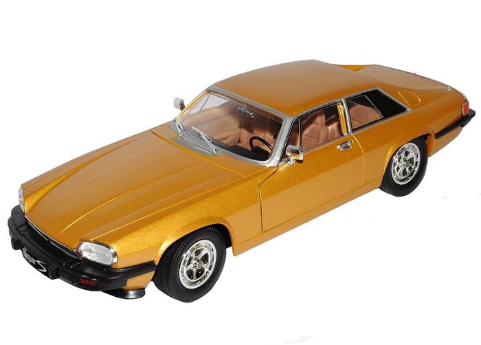 Jaguar XJS 1975 - 1:18 - Road Signature - HMKT