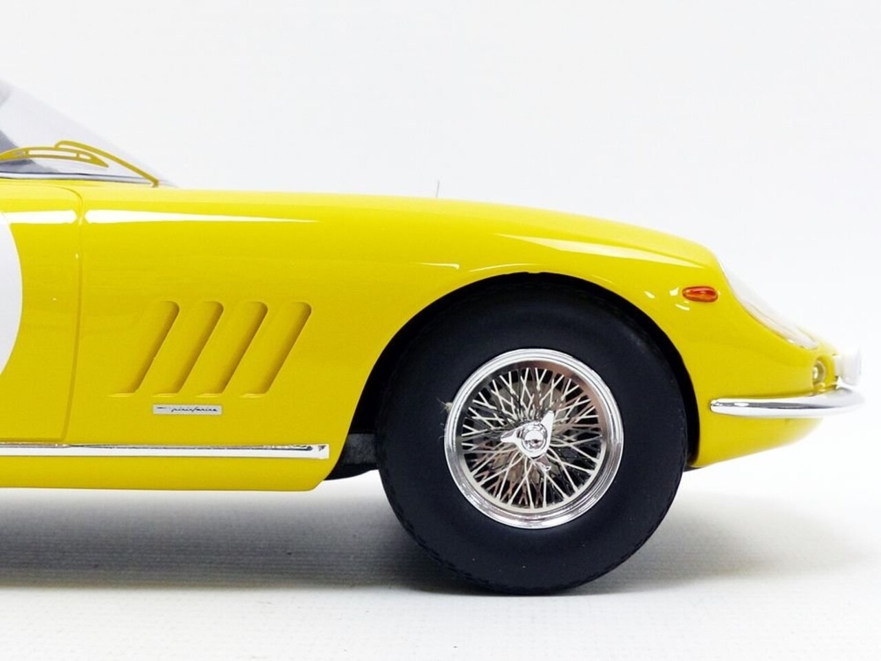 Ferrari Ferrari 275 GTB #57 Le Mans 1966 - 1:18 - CMR Classic Model Replicars