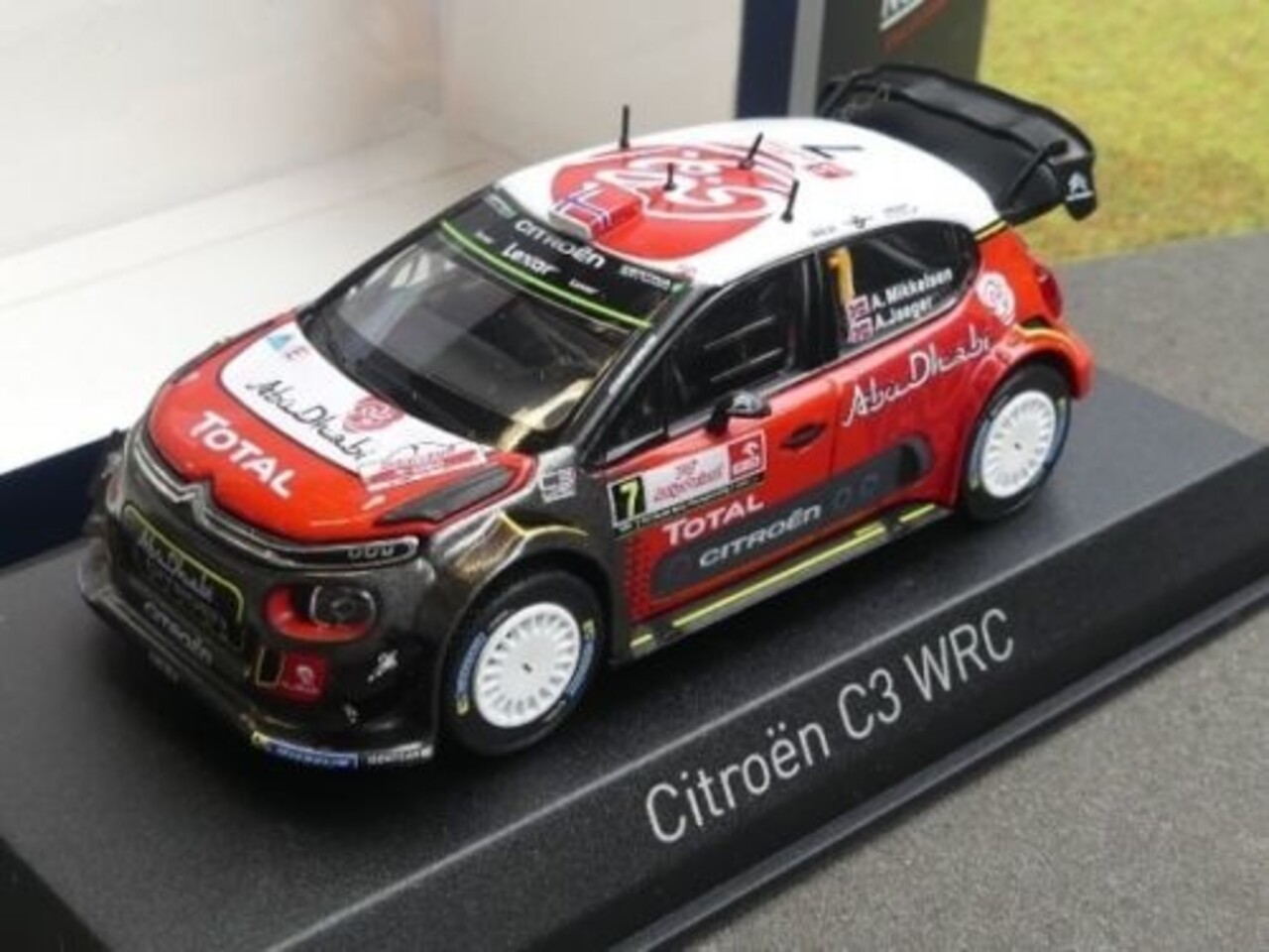 Citroen Citroen C 3 WRC Abu Dhabi #7 Rallye Poland 2017 - 1:43 - Norev Citroen Citroen C 3 WRC Abu Dhabi #7 Rallye Poland 2017 - 1:43 - Norev
