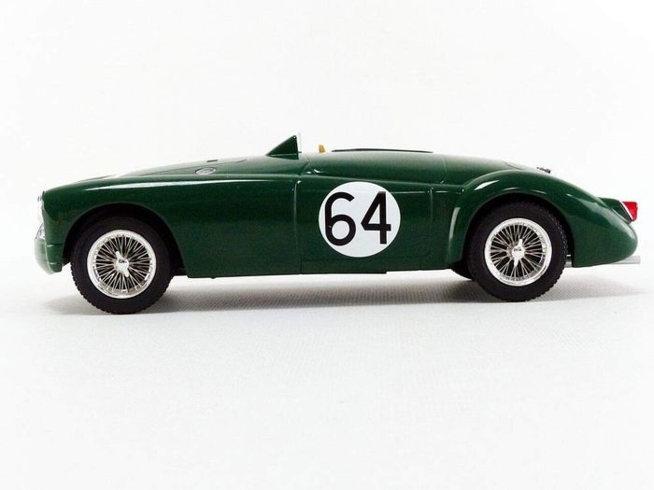 MG MG A EX182 Roadster #64 Le Mans 1955 - 1:18 - Triple 9 Collection
