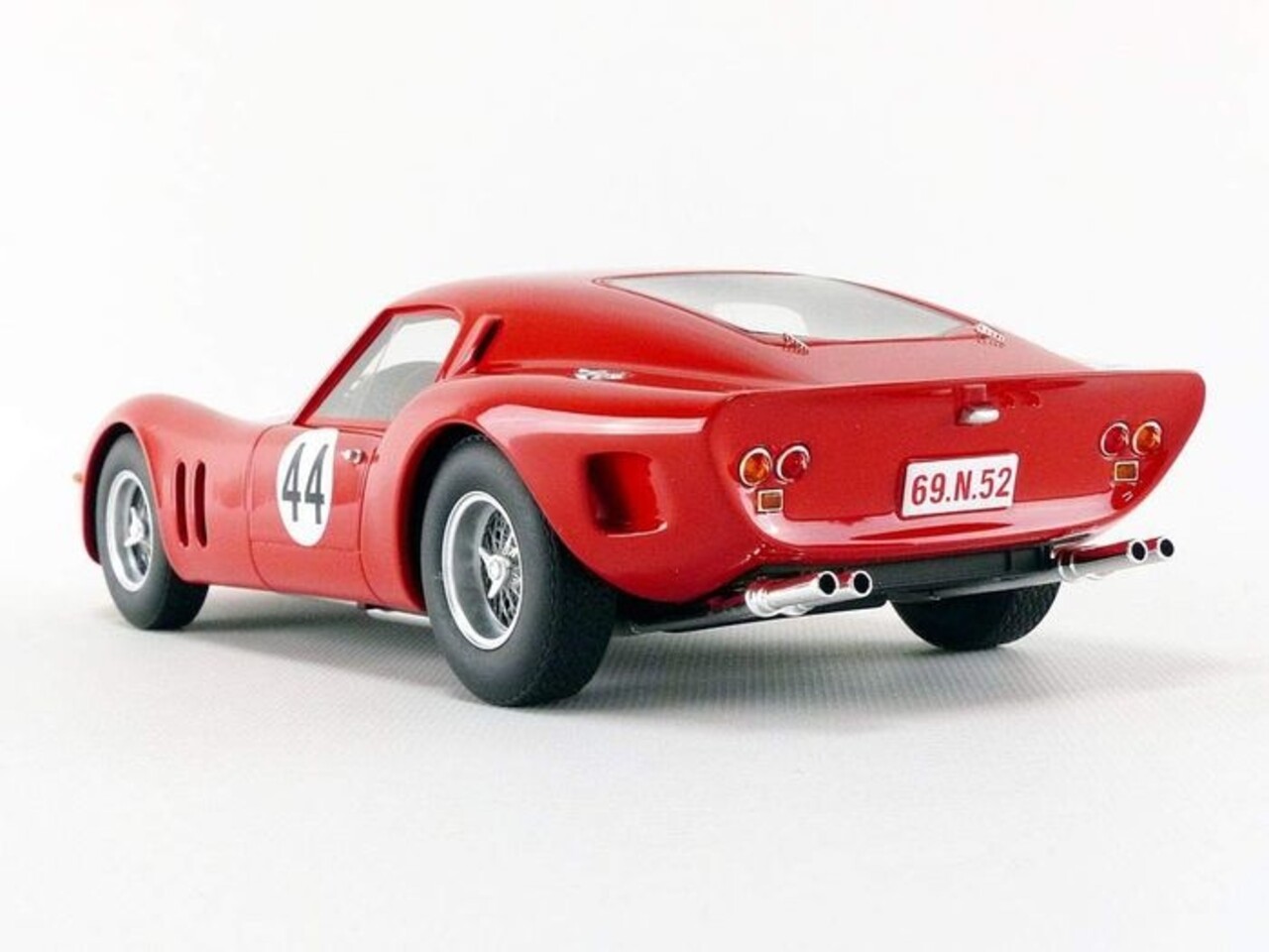 Ferrari Ferrari 250 GT Drogo #44 Spa 1963 - 1:18 - CMR Classic Model Replicars Ferrari Ferrari 250 GT Drogo #44 Spa 1963 - 1:18 - CMR Classic Model Replicars