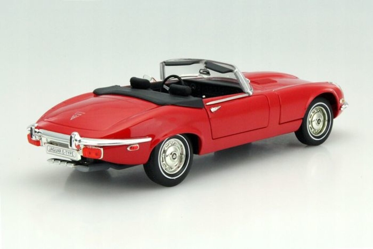 Jaguar Jaguar E-Type 1971 - 1:18 - Road Signature