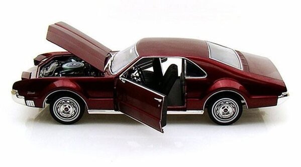Oldsmobile Oldsmobile Toronado 1966 - 1:18 - Road Signature