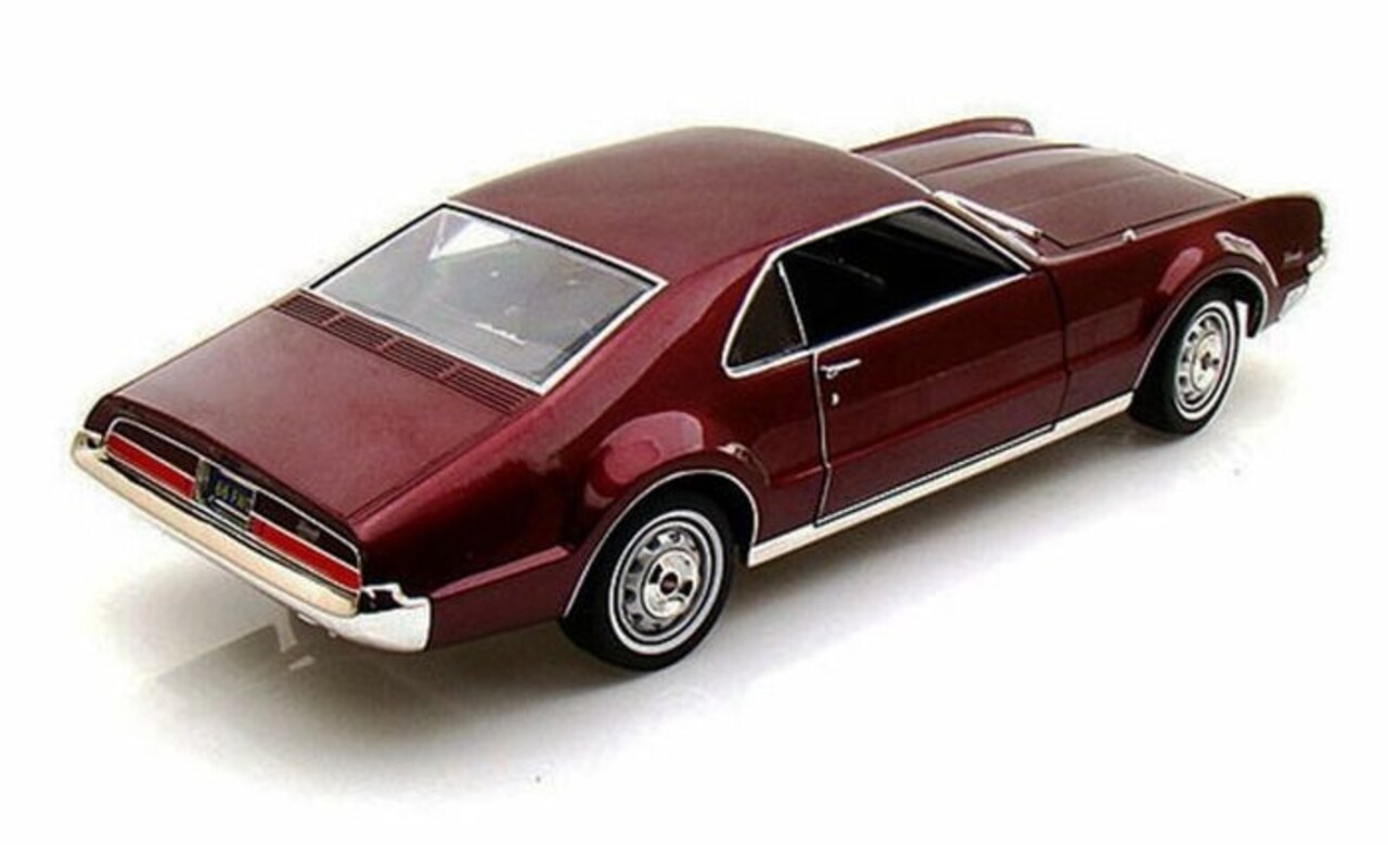 Oldsmobile Oldsmobile Toronado 1966 - 1:18 - Road Signature