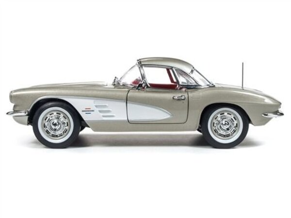 Chevrolet Chevrolet Corvette 1961 - 1:18 - Auto World