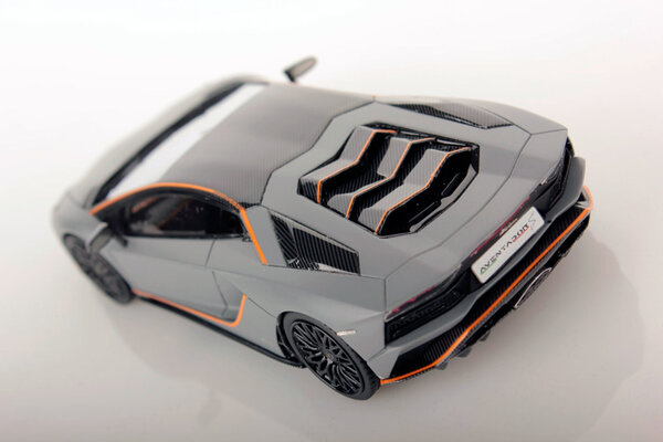 Lamborghini Lamborghini Aventador S - 1:43 - LookSmart