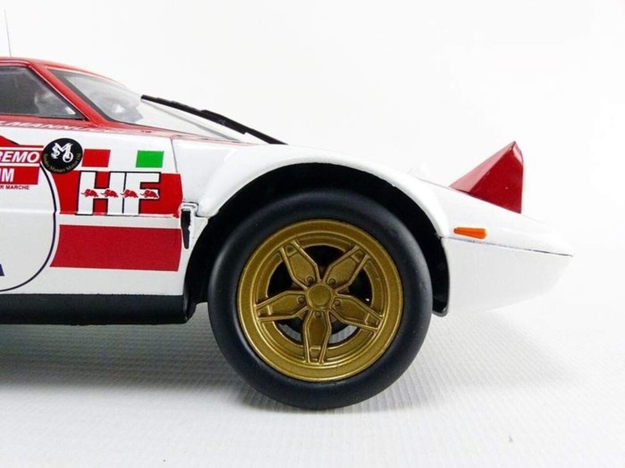 Lancia Lancia Stratos #2 Winner Rallye Sanremo 1974 - 1:18 - Triple 9 Collection Lancia Lancia Stratos #2 Winner Rallye Sanremo 1974 - 1:18 - Triple 9 Collection
