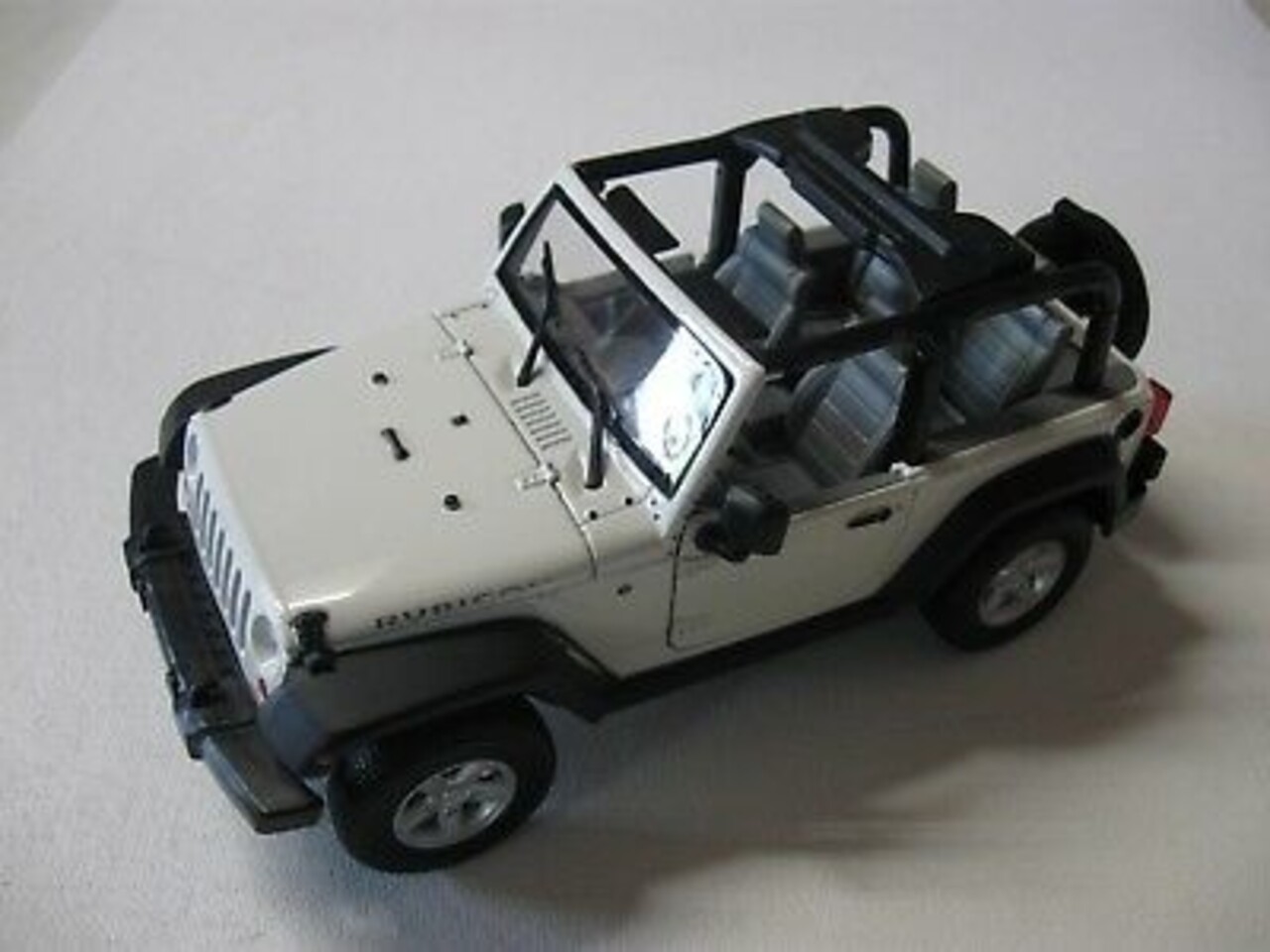 Jeep Jeep Wrangler Rubicon  open roof 2007 - 1:24 - Welly