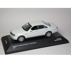 Nissan Nissan Gloria Ultima-Z V Package 2001 - 1:43 - J-Collection Nissan Nissan Gloria Ultima-Z V Package 2001 - 1:43 - J-Collection
