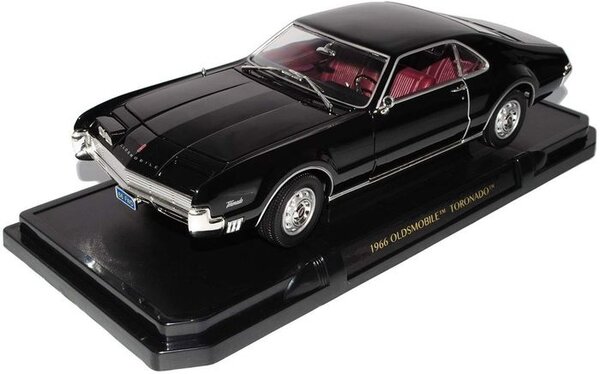 Oldsmobile Oldsmobile Toronado 1966 - 1:18 - Road Signature Oldsmobile Oldsmobile Toronado 1966 - 1:18 - Road Signature
