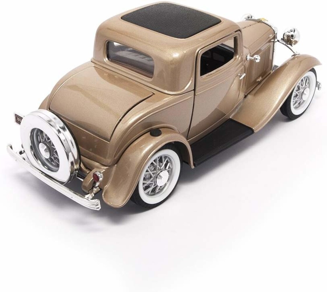 Ford Ford 3-Window Coupe 1932 - 1:18 - Road Signature