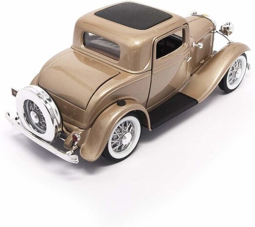 Ford Ford 3-Window Coupe 1932 - 1:18 - Road Signature