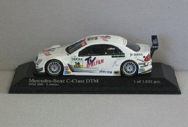 Mercedes-Benz  Mercedes-Benz C-Class DTM #16 Team Mucke 2005 - 1:43 - Minichamps