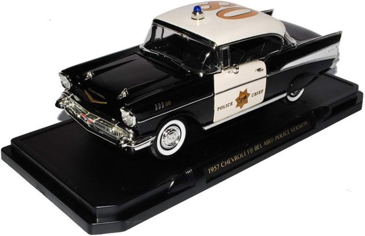 Chevrolet Chevrolet Bel Air Police Version 1957 - 1:18 - Road Signature Chevrolet Chevrolet Bel Air Police Version 1957 - 1:18 - Road Signature