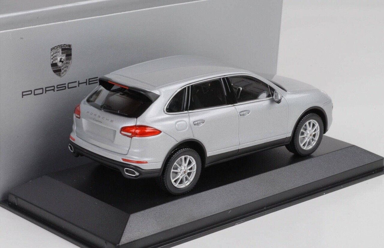 Porsche Porsche Cayenne - 1:43 - Minichamps Porsche Porsche Cayenne - 1:43 - Minichamps