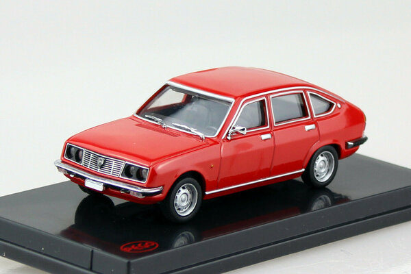Lancia Lancia Beta Berlina - 1:43 - Pego Lancia Lancia Beta Berlina - 1:43 - Pego