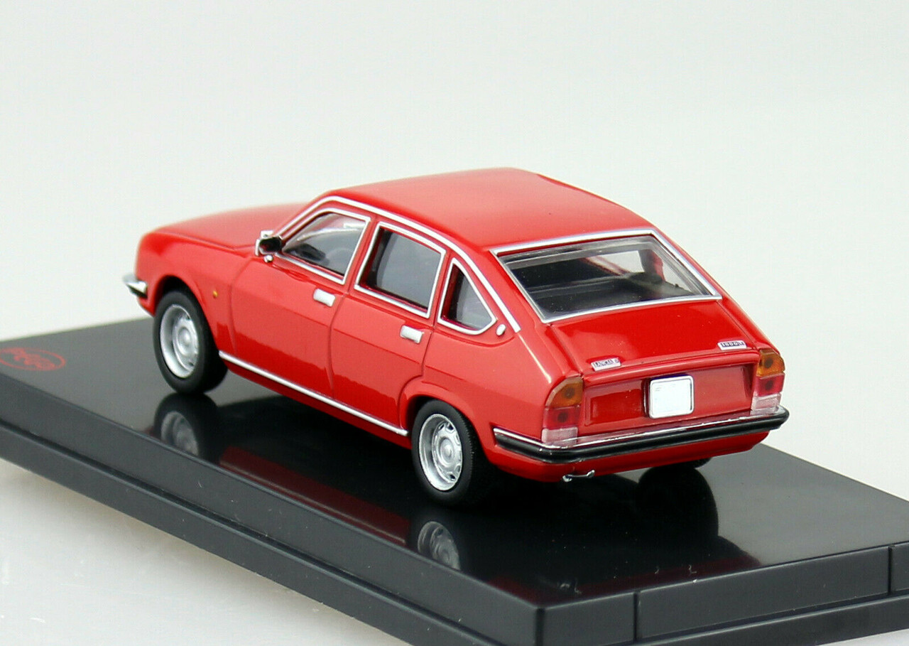 Lancia Lancia Beta Berlina - 1:43 - Pego Lancia Lancia Beta Berlina - 1:43 - Pego