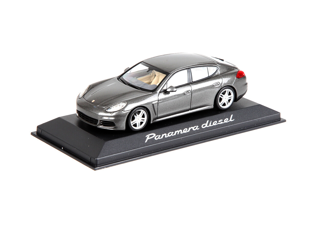 Porsche Porsche Panamera Diesel - 1:43 - Minichamps