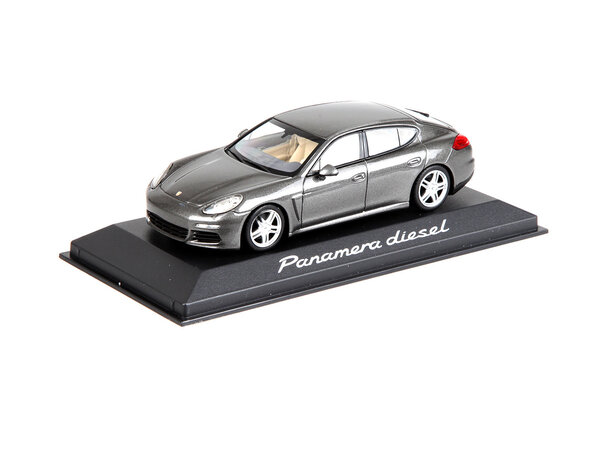 Porsche Porsche Panamera Diesel - 1:43 - Minichamps