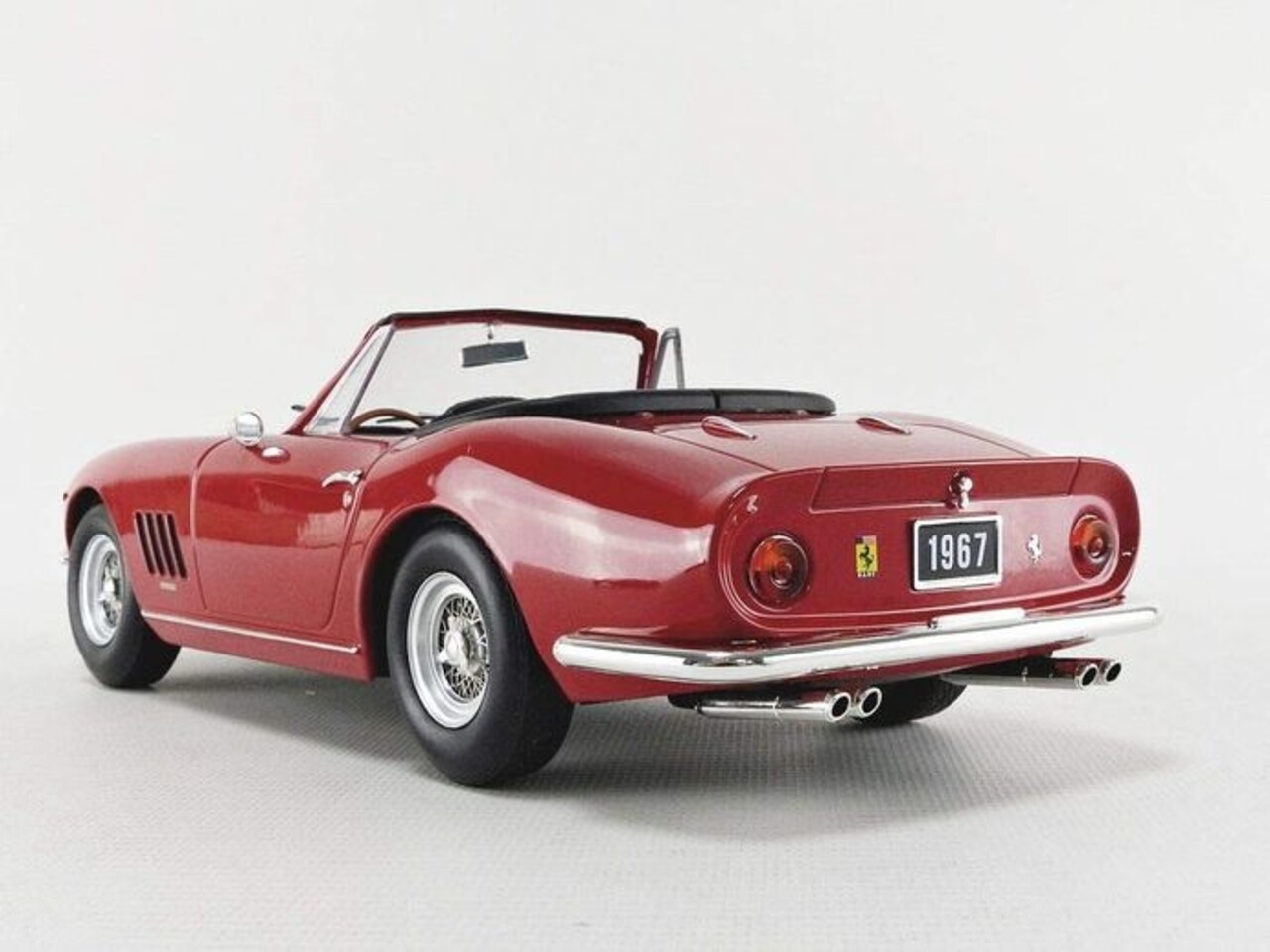 Ferrari Ferrari 275 GTB/4 NART Spyder 1967 (Spoke Rims) - 1:18 - KK Scale
