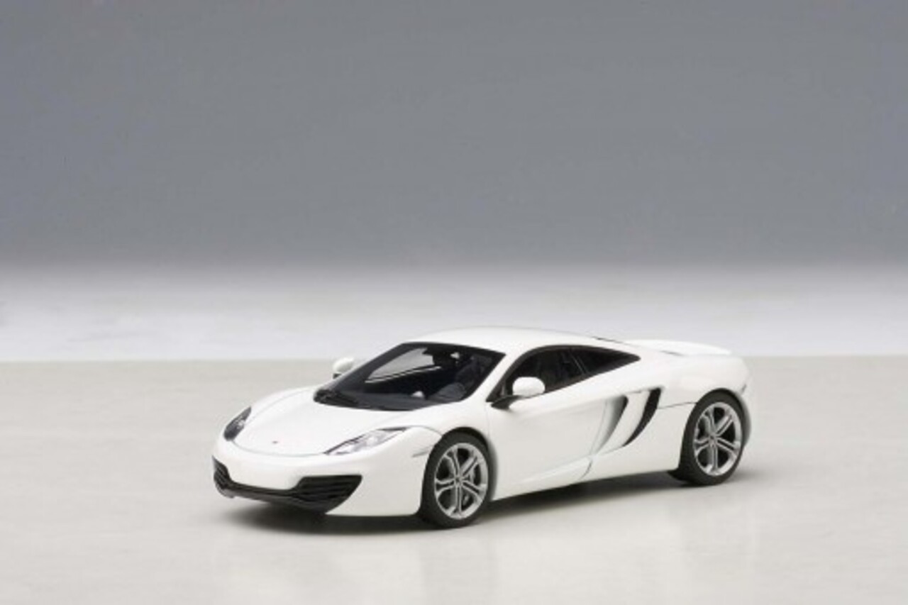 McLaren McLaren 12C - 1:43 - AUTOart McLaren McLaren 12C - 1:43 - AUTOart