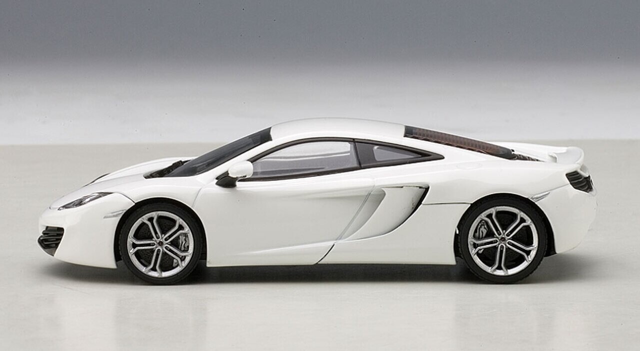 McLaren McLaren 12C - 1:43 - AUTOart McLaren McLaren 12C - 1:43 - AUTOart