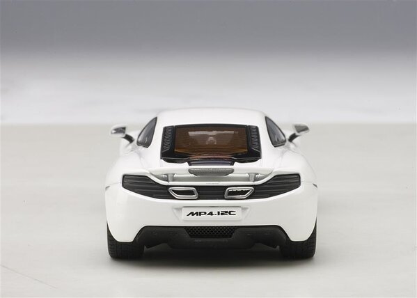 McLaren McLaren 12C - 1:43 - AUTOart McLaren McLaren 12C - 1:43 - AUTOart