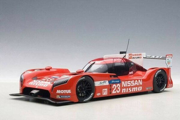 Nissan Nissan GT-R LM Nismo #23 Le Mans 2015 - 1:18 - AUTOart Nissan Nissan GT-R LM Nismo #23 Le Mans 2015 - 1:18 - AUTOart