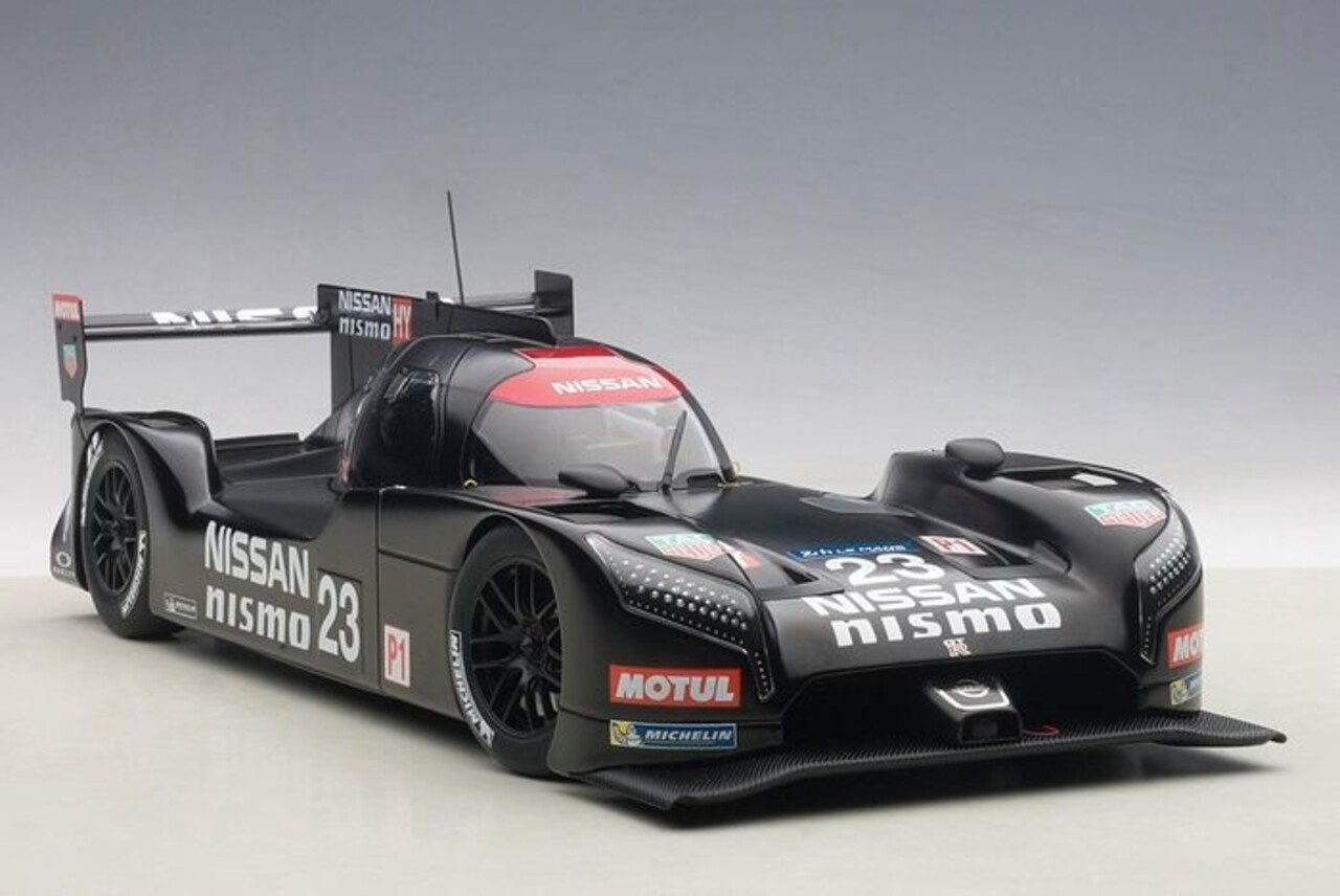 Nissan Nissan GT-R LM NISMO #23 24h Le Mans Test Car 2015 - 1:18 - AUTOart