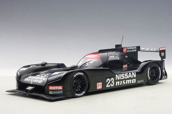 Nissan Nissan GT-R LM NISMO #23 24h Le Mans Test Car 2015 - 1:18 - AUTOart