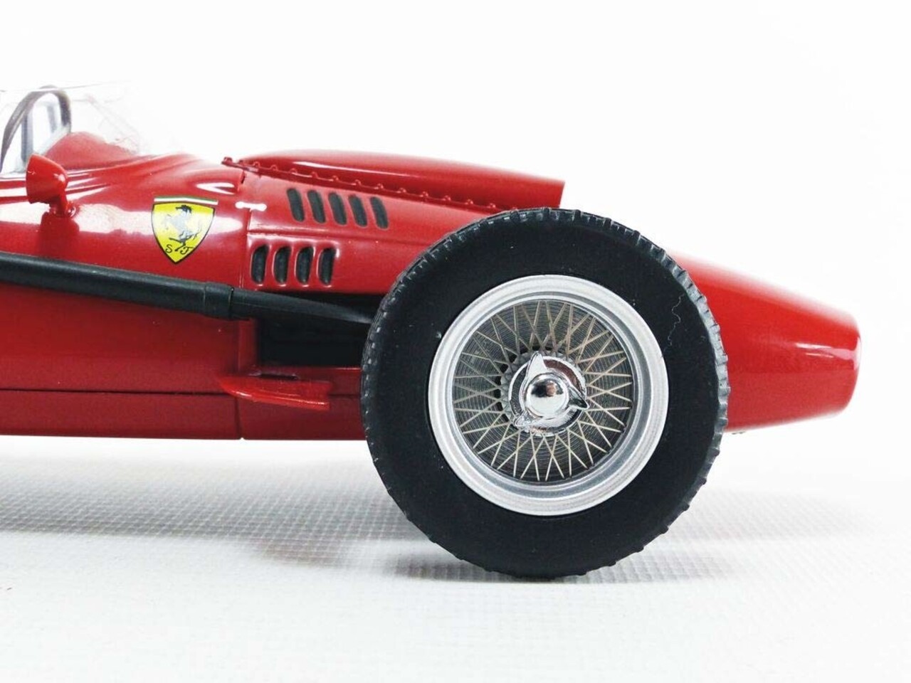 Formule 1 Ferrari Dino 246 #14 Weltmeister Monza GP 1958 - 1:18 - CMR Classic Model Replicars